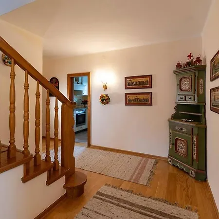 Luxus Alpenparadies Nahe Salzburg Sauna & Whirlpool Holiday home *